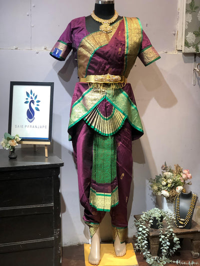 Bharatnatyam costume