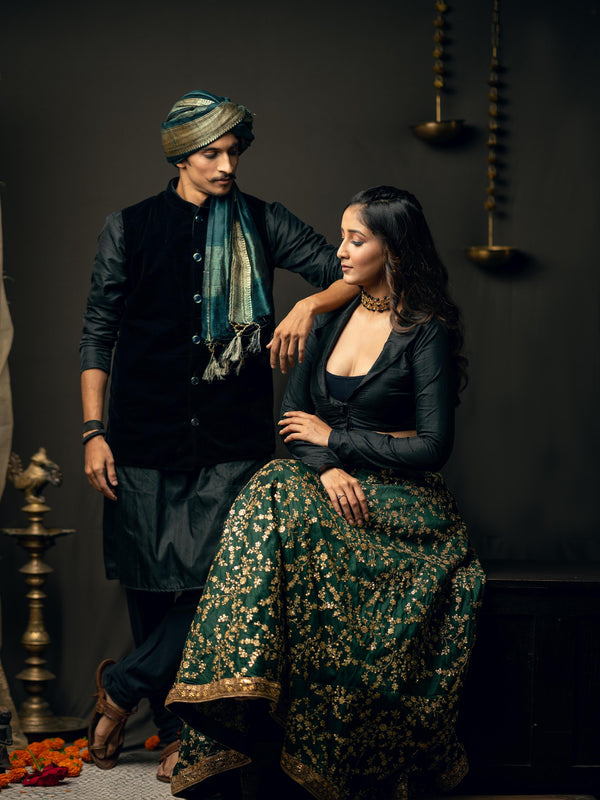 Men's Raw Silk Kurta & Duppatta with Velvet Jacket