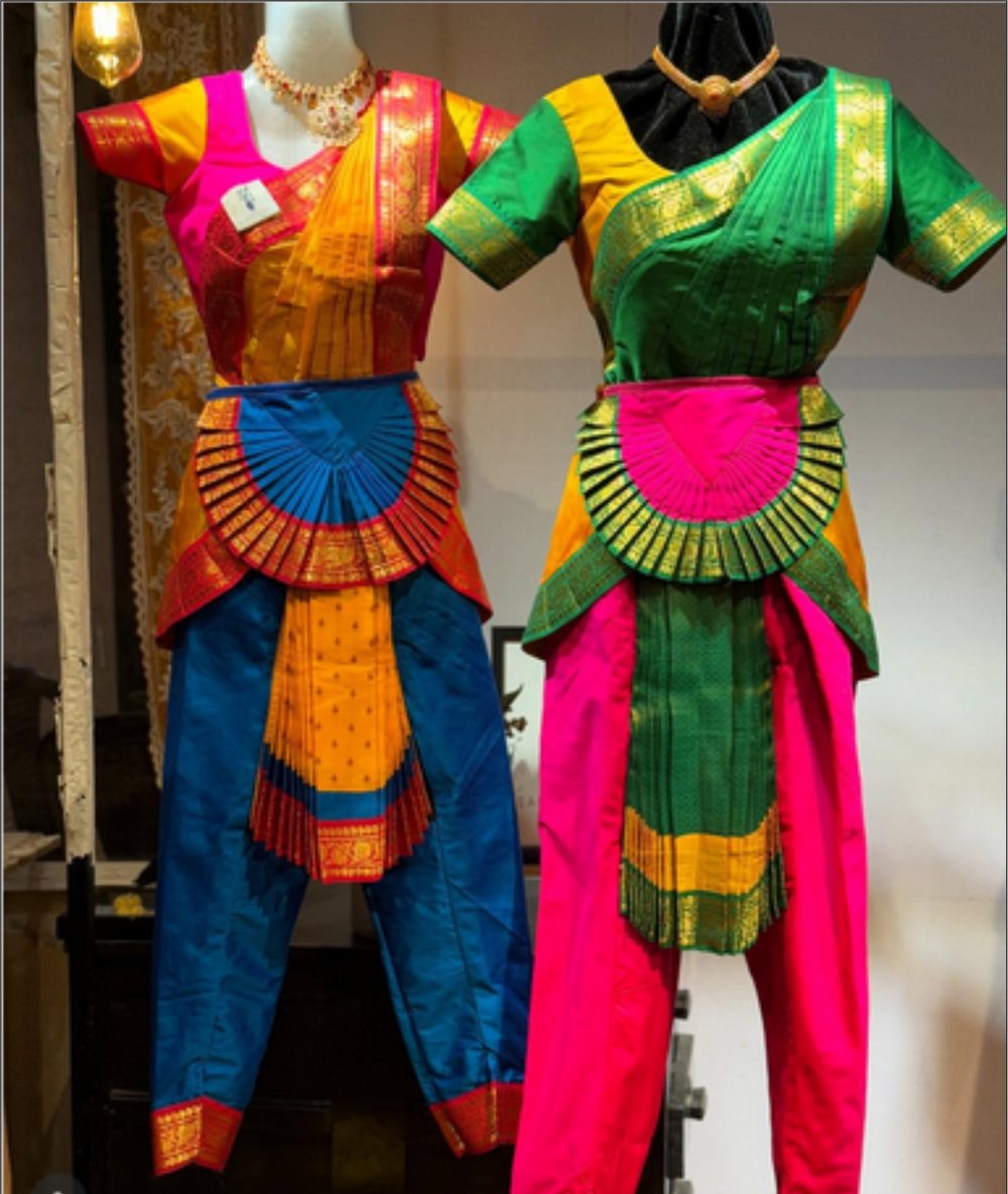 Kids Dance Costume available on rent at Saie Paranjape